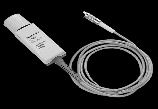 Alquiler de Convertidor óptico a eléctrico  Tektronix P6703B