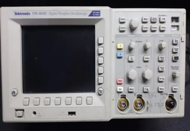 Renta de osciloscopio Tektronix digital de fosforo